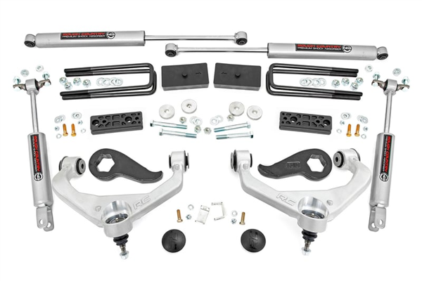 ROUGH COUNTRY 3 INCH LIFT KIT (CHEVY/GMC 2500HD/3500HD 2WD/4WD (20-26)